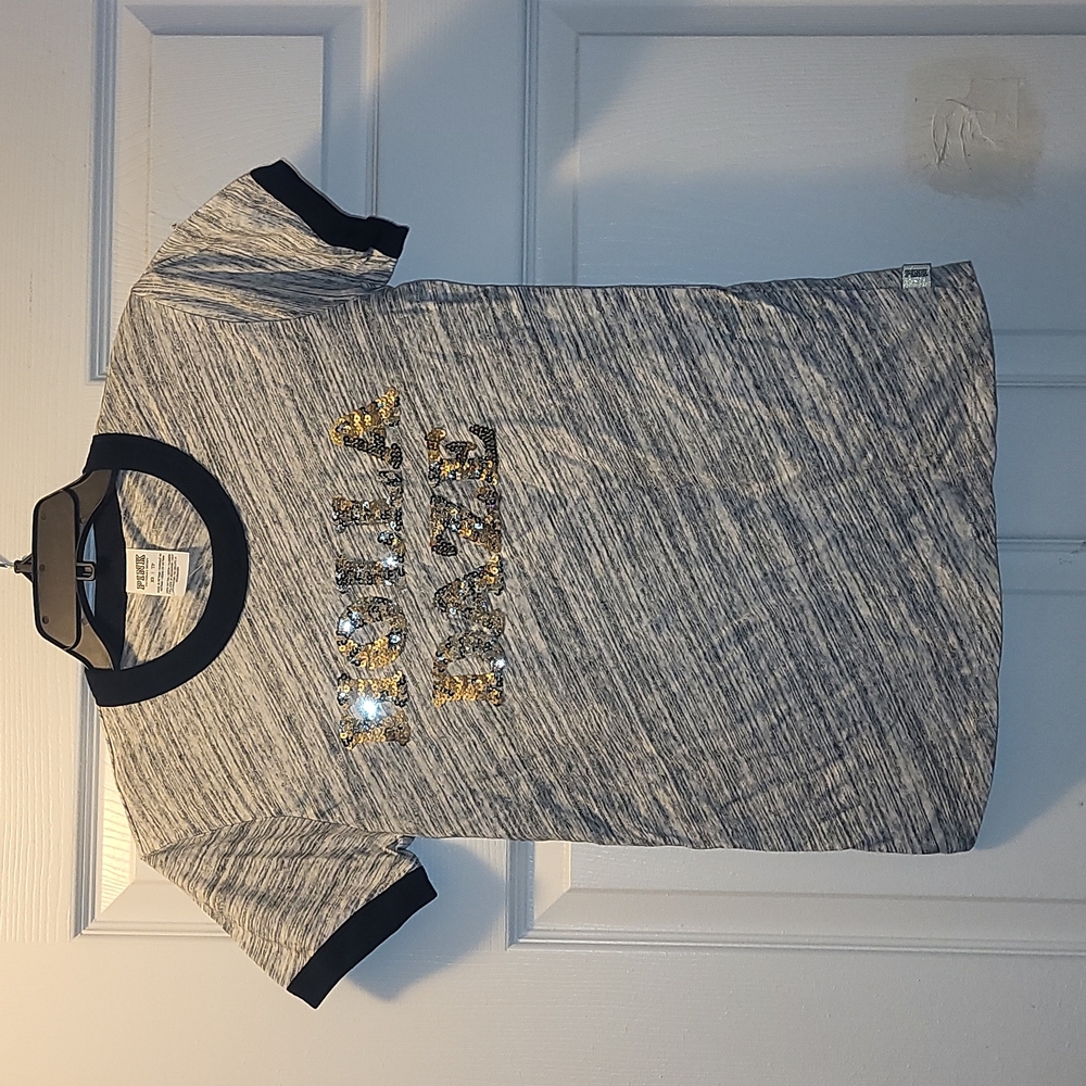 New Women's shirt